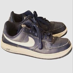 07 Nike Air Force 1 Sneakers 8.5 Low Cut Shoes AF1 Midnight Navy Blue 488298-436